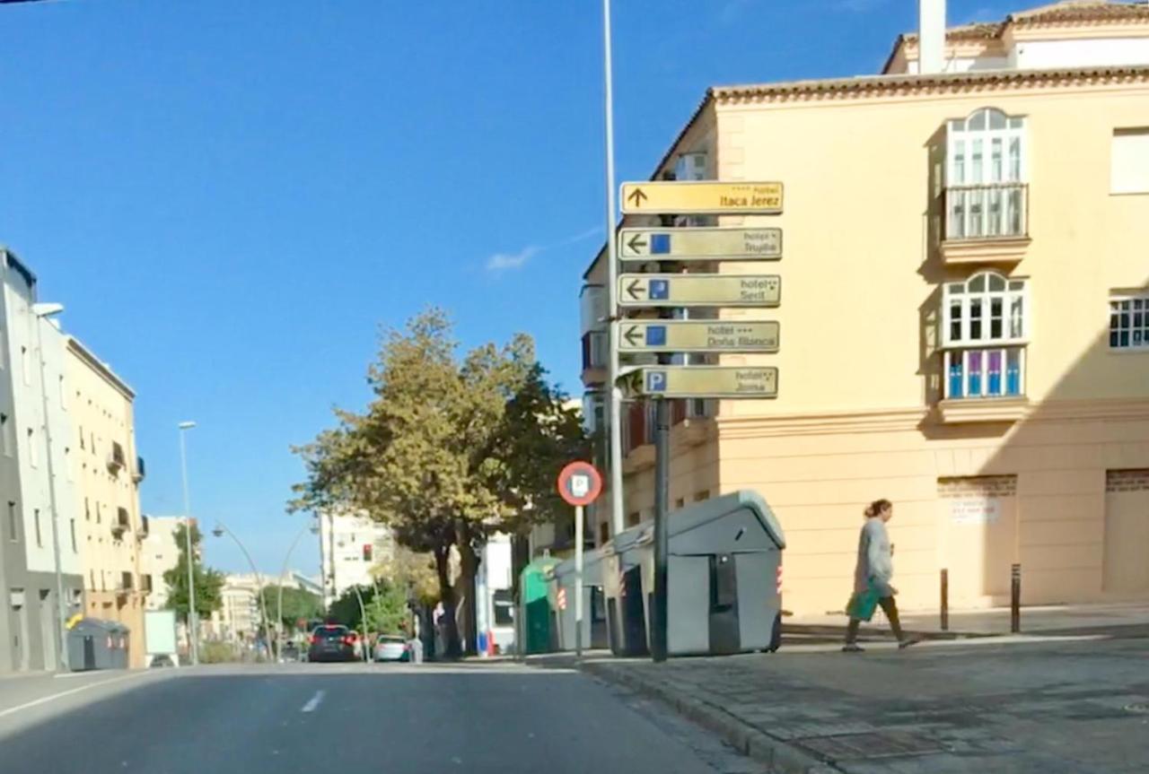 Apartamento La Estacion Jerez de la Frontera Eksteriør billede